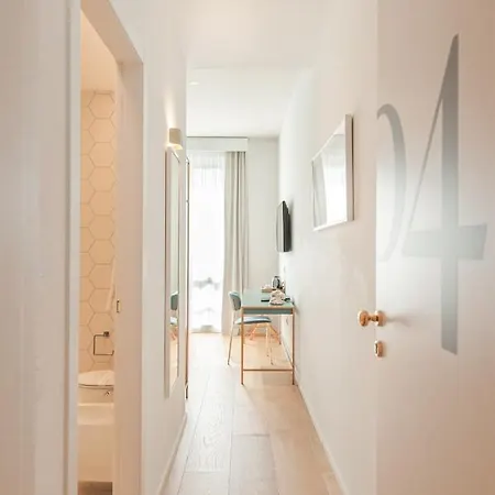 Aristeo Hotel 3*